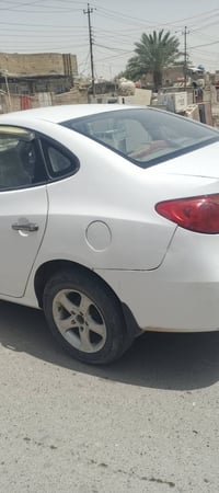 الانترا 2011 مكينه كير كفاله  تبريد تدفئه كلها شغال مابيها نقص  سياره ...