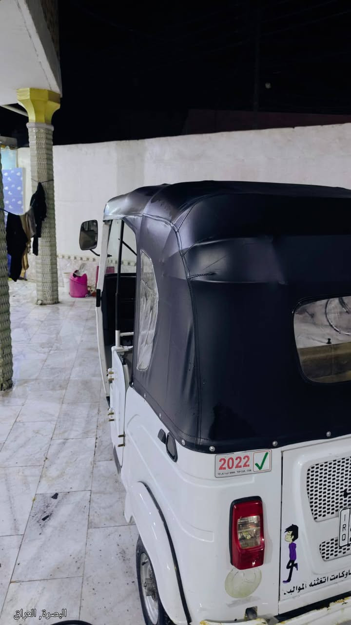 السلام عليكم تكتك للبيع موديل 22 رقم ميسان انكليزي سنويه بأسمي يعني تحول بأي مكان تحويلك يصير بالبصرة تكتك نضيفه كلش مكينه ناعمه وحلوه مداريه كلش تجي وتشوف رايده ب8250 وبيه مجال تعال ودلل واتساب ***********
