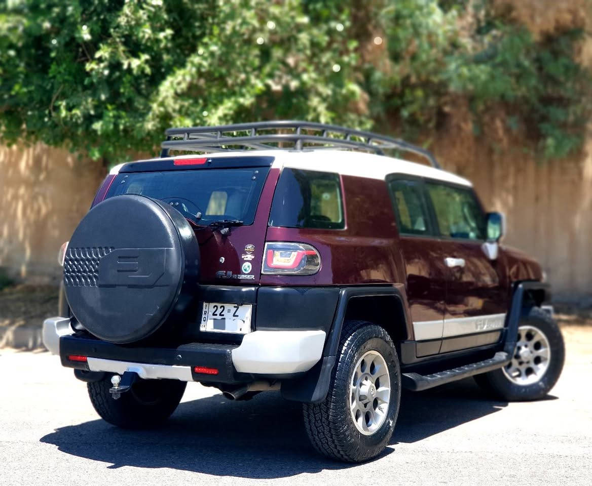 FJ 
مودیل 2008
مواصفات TXL 
المسافة المقطوعة 260 KM
محرک 6 سلندر
دیفلوک + A ـ TRAK
فقط جاملغ واحد صبغ بدون دواخل
تەنها یەک چاملغی سبوغە بەبێ ژۆرێ
مواصفات خلیجي
کامیرا و شاشە ایباد
السعر 165 ورقە و مجال قلیل
کیر + محرک + تبرید + تحویل بشرط
رقم + سنویە + هزە کلها جدید
*********** موجود واتساپ ـ ڤایبر أربيل, العراق
