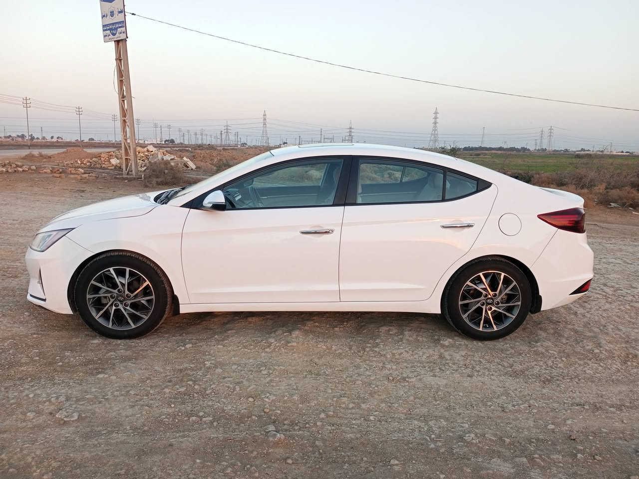 انترا للبيع موديل 2020سنويه،بسمي،رقم،بغداد سياره بيهه بنيد مصبوغ مكينه بيهه كازكيت فقط لاتبخر ولا تنقص،ولباقي كفاله سعره 140وبيهه،مجال ضد ***********
