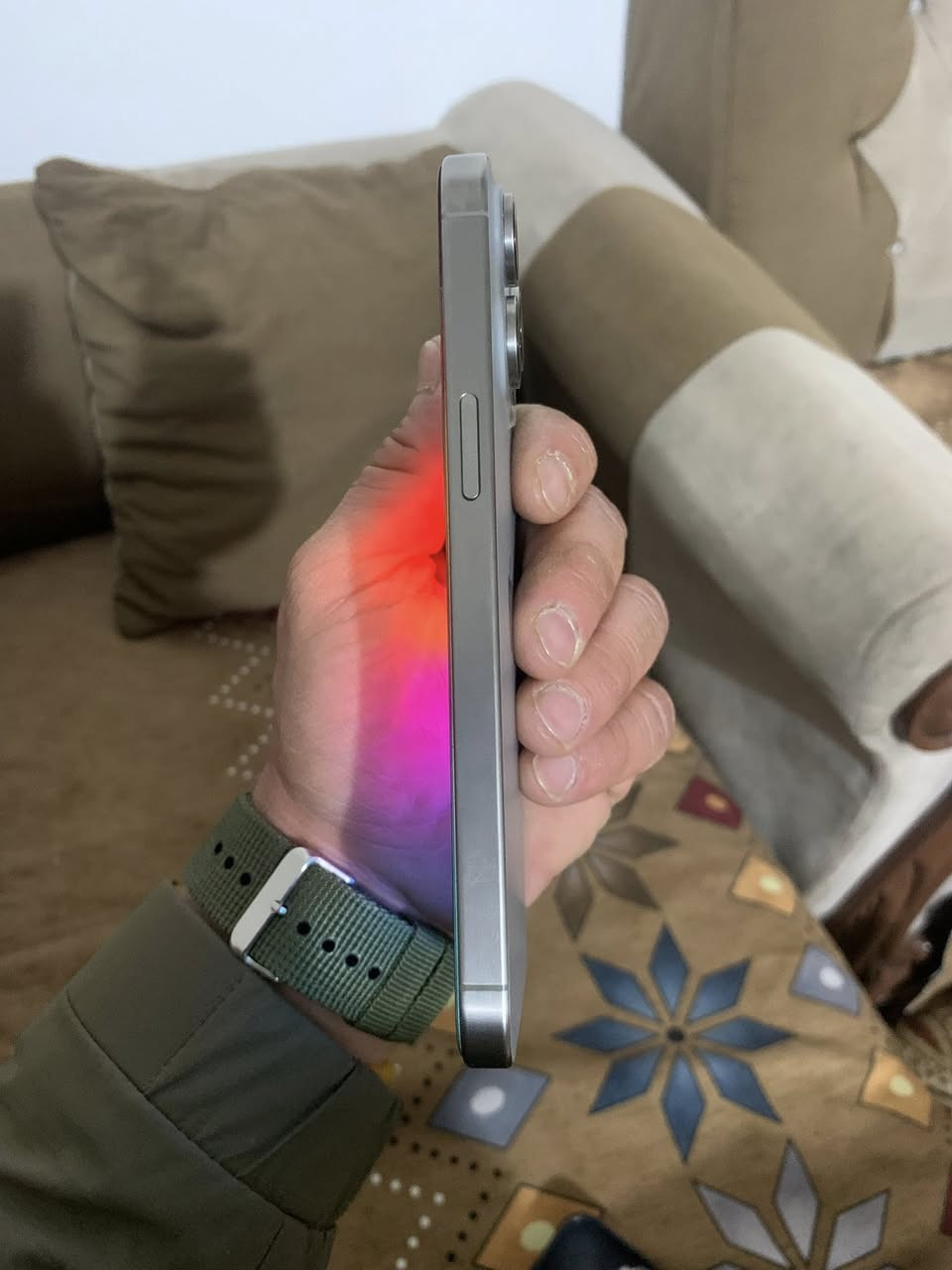 ايفون ١٥ بروماكس شرق اوسط بطاريه ١٠٠ نضافه فول خط مامخلي بي باكيت كامل السعر مليون ٢٥٠ وبي مجال ***********
