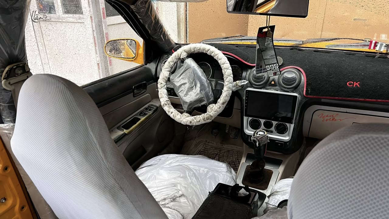 للبيع Ck أو مراوس بي خصوصي 
محرك كير شرط صبغ احزام جماليه بدون ضرر 
هيئه عليها 100 الف كابون بانزين ورقي رقم بغداد صدامي 
الشراي يخابر هاذا رقمي بي واتساب (***********)
