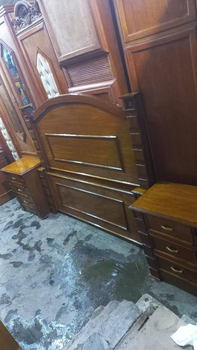 غرفه ٥ باب ملحق صاج داخل وخارج ضهر جرجوبه شغل درجه اولى مستعمل موديل طابوكه بغداد الأمين الثانية ***********
