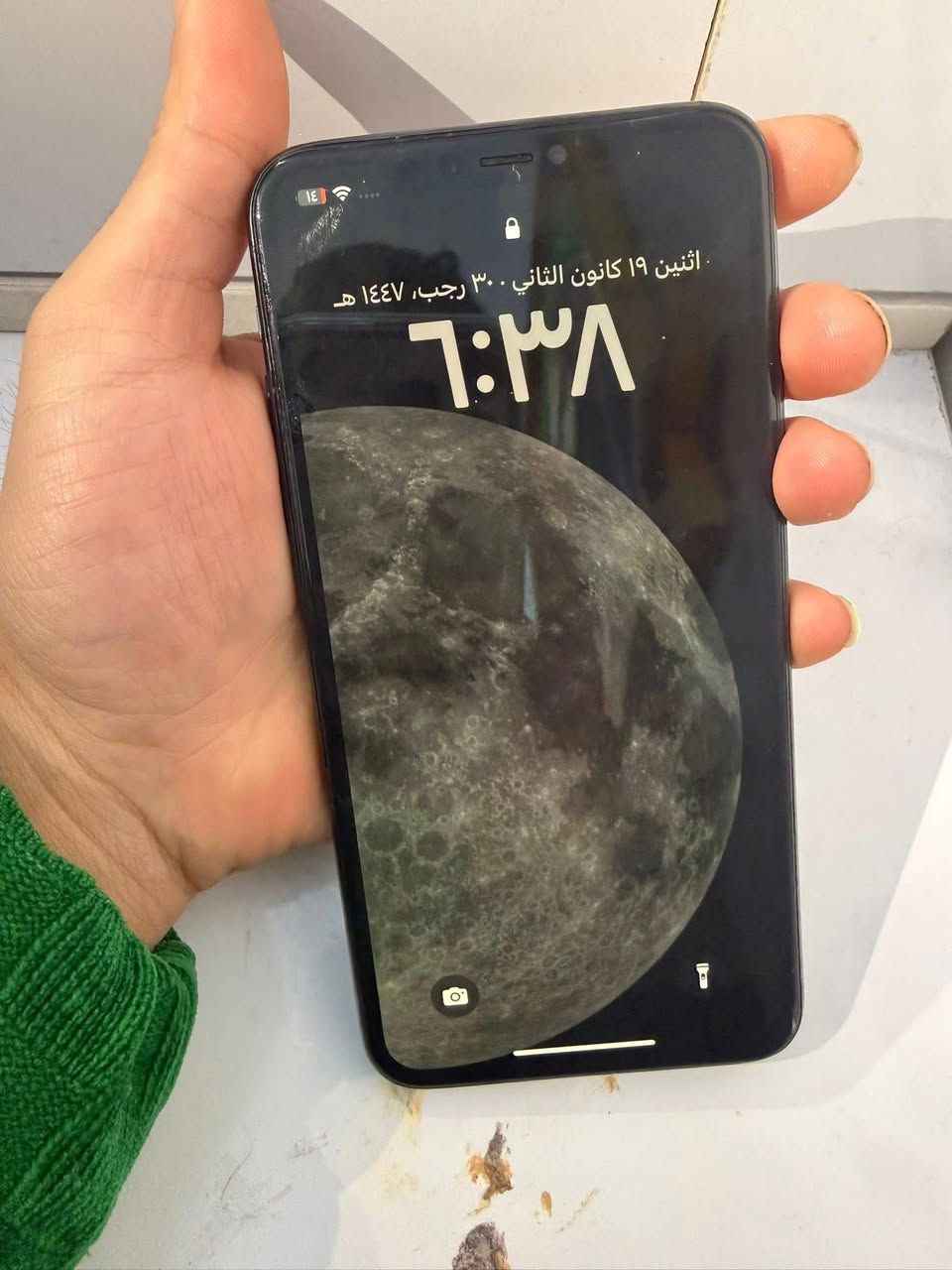 ايفون 11pro max 
مبدل شاشة اصليه 3 خيارات وضهر  فقط

بطارية 78 بلادية 

قفله من الاخير 250
***********
