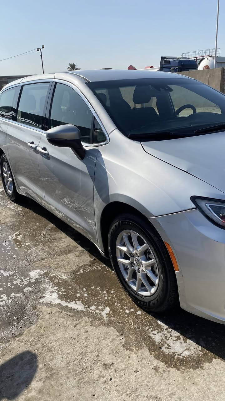 السلام عليكم ورحمة الله وبركاته
باسفيكا بانزين ٢٠٢٣  للبيع 
رقم بغداد باسمي 
حادثها تگدر تتاكد منه من خلال رقم الشاصي المرفق مع الصور
ماشية تقريباً ٧٦ الف كيلو متر
مكانها بابل
سيارة معروفة مواصفاتها
واي تفاصيل اني حاظر
السعر ٢١٠ $
واتس
***********
