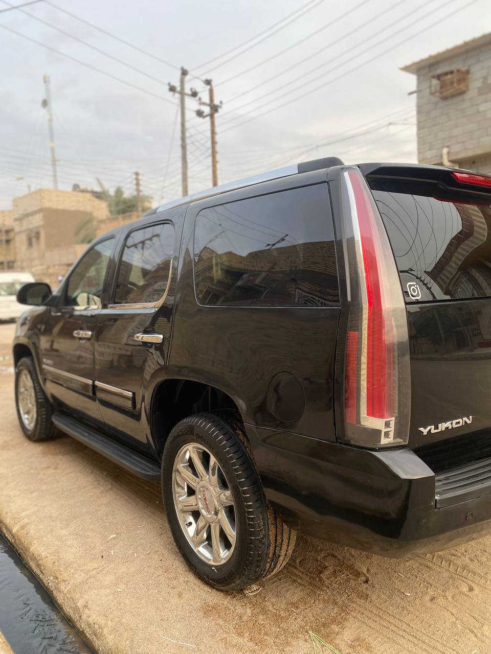 جمسي  / GMC
وارد كندي 
موديل 2014
كشنات كهربائي
 تحكمات ستيرن مع اواكس
 تبريد ثلج رقم بصرة انگليزي الجديد باسمي تحويل مباشر تحديد سرعة محرك وگير  مكفولات 
ماشيه 210 ألف كيلو بيها ضربة بسيطة بالچاملق الخلفي ومصلحة وبيها رشات بسيطة جزء بالبنيد اثر جراد وبيها بعد ملاحظات بسيطة 
السيارة كاملة بدون اي نقص رقم هاتف ***********

السعر 215
