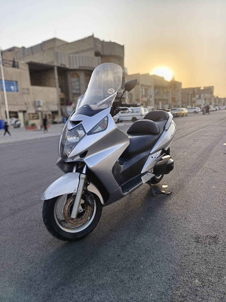 سلام عليكم سلفر 400مكفوله كفاله عامه شلعه معدل دراجه خير من الله  ماشيه36 حساسات كهربيات كله شغال سعر13 ونص عنوان مدينه الصدر رقمي***********
