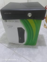 اكس بوكس 360 • ٩٤ لعبه • يدتين