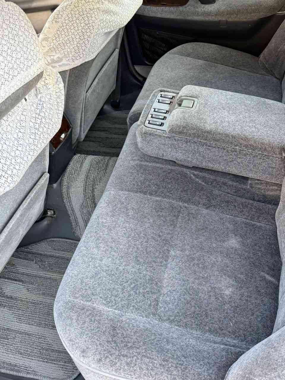 السلام عليكم ورحمة الله وبركاته راس الثور تكم للبيع رقم بغداد أنكليزي مداور ثاني يوم السياره باسمي مكان ابو صخير موديل ٩٨ السياره فحل شاصي ٥٥ تبريد كهربائيات كلها شغاله السعر ٩٨ للاستفسار الاتصال على الرقم ***********
