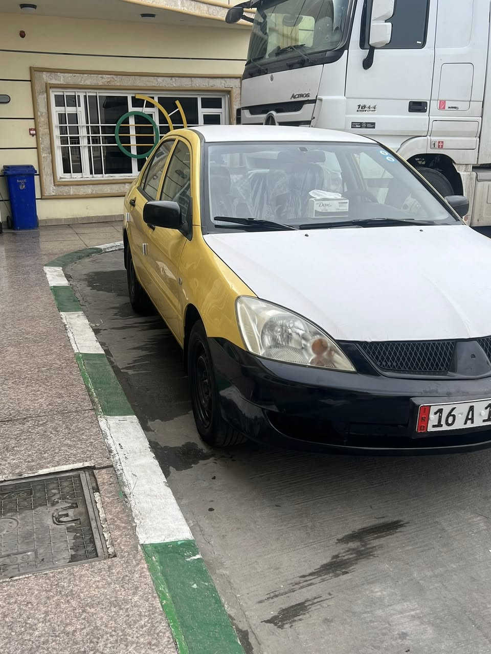 سلام عليكم لانسر للبيع2010.                                             رقم قادسيه بأسمي مشروع وطني  تحويل وين مايعجبك سياره جديده بمعنى الكلمه مكينه كير صدر تخم تاير جديد تعمير جاملغلات بيه مكانات صبغ سياره مال جناي نضيفه محرك1600 دوشمه جديده تبريد ثلج السعر 69 مكاني بغداد شعب الرقم ***********
