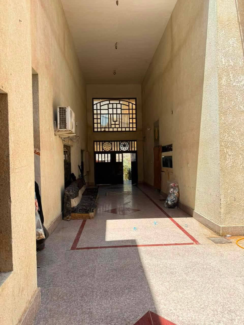 سلام عليكم
نصف دونم للبيع ابي الخصيب البهادريه مقابل مدارس الاسكندريه الاهليه يحتوي على بيت طابقين و ثلاث مشتملات كامله مع ملحقاتها وحديقه كبيره موقع ممتاز ويصلح دار سكن او مدرسه للتفاصيل اكثر الاتصال ع الرقم
***********
او ع الرقم وتساب 
***********
