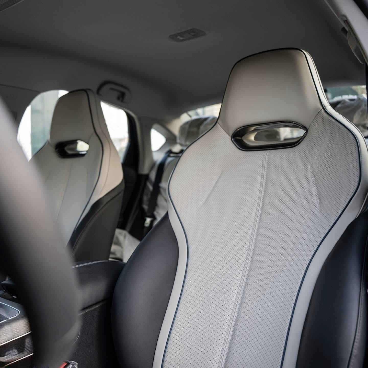 السلام عليكم 🏛️🏛️ معرض محمد شمس 🏛️🏛️
وصول بي وايدي دستروير 2025 بسعر 🔥18800.000🔥
الون ابيض 
انتباه غراض كامله كاعيات شاحنه كارت بصمه فوم منفاخ كل غراضه كامله وتدللون اونسكم بل عروض 
مرقم بغداد صافي بدون دلاليه 
📍📍📍📍📍📍📍
اكتب اسم المعرض ب خرائط گوگل وراح يطلع عنوانة

حبايبً كلبي العنوان بغداد الكريعات معرض محمد شمس تنزل جسر مال وقف السني تطلع كله كبل مكتوب قطعه معرض محمد ☀️ شمس ❤️🔥❤️🔥❤️🔥
اوقات الدوام جميع ايام الاسبوع 
‏‎من الـ10 صباحـاً الى الـ10 مساءً 

‏‎للاستفسار يرجى الاتصال على الارقام الاتية ☎️:
‏‎للاستفسار  ***********
للاستفسار ***********
للاستفسار ***********
للاستفسار ***********
للاستفسار ***********‏‎
للاستفسار ***********
‏‎للاستفسار ‭***********
للاستفسار ***********
للاستفسار ***********
‏‎بغداد الكريعات شارع المعارض🚙🚙
‏‎متوفر🟥بيع🟥شراء🟥مراوس🚦⭐️

‏‎ولاتنسى اذا حبيت تستبدل سيارتك القديمه معرض توفر الاستبدال بين القديم والجديد بنظام المراوس وبخدمتكم 🚗🔛🚙

#كورولا #كوروله #كورولة #كورلا #كورله #كورلة #تويوتا #كيا #هيونداي #نيسان #corolla #كروس #توسان #توكسان #سبورتاج #سورنتو
