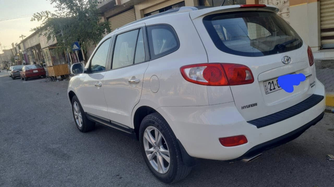 سنتافي فول مواصفات عدى البصمه 
موديل 2010 خليجي
محرك 2700 —6سلندر قبل اسبوع مشدود
تخم تايرات جديد قبل ٣ايام مشدود 
المكان ديالى تقاطع القدس

تفاصيل اكثر الأتصال على الأرقام
***********
***********
