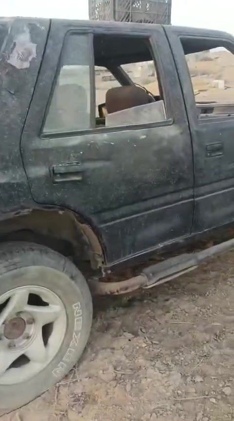 السلام عليكم
ازوزه للبيع سياره متروكه محرك كير بيها بس متروكه سعره 5 ورقات بيهه مجال ***********

