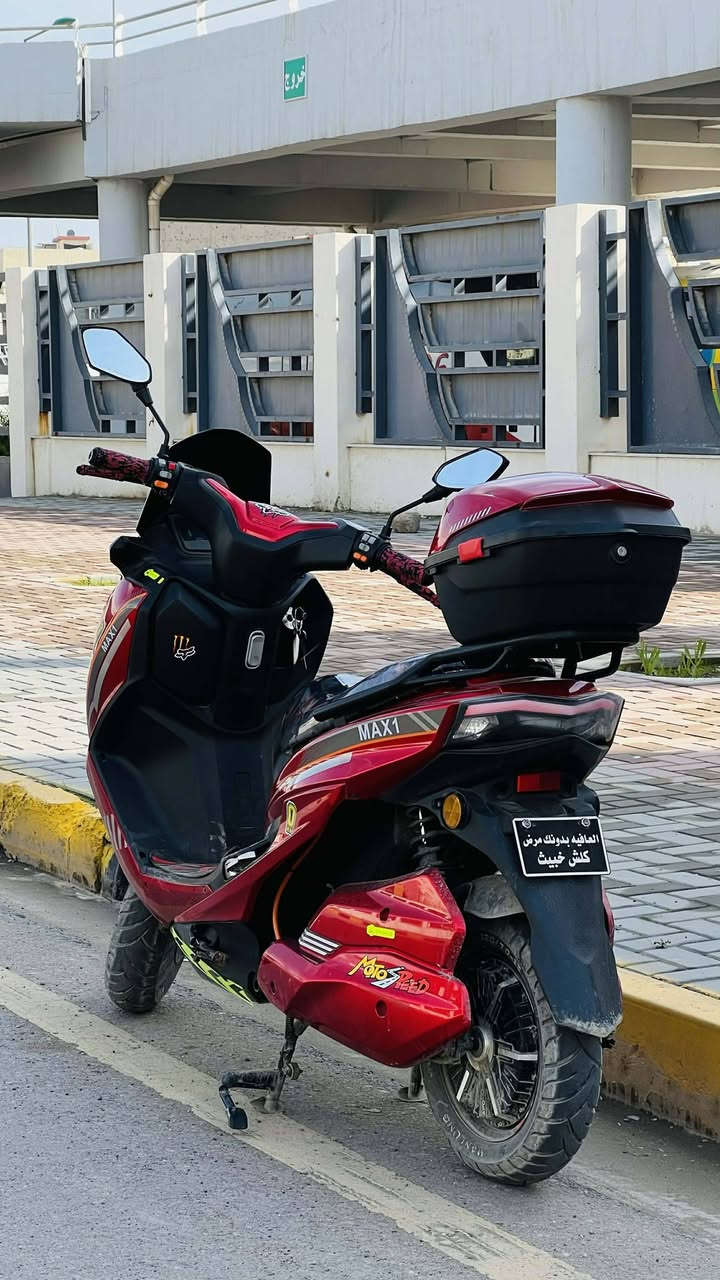 السلام عليكم ماطور ماكس وان للبيع البطاريا ليثيوم حجم الملف 3100واط بيه بلوتوث ينربط  عل مبايل يشغل اغاني وتتحمم بل اضاءا الالوان نضيف شرط جلخ مابيه  مستعمل3 تشهر  ماطور جديد مالبيت بطاريا شرط يماشيك75 حقيقي  ماطور مكفول من صريقه واصل شراه موجود سعر 1350 متوازي بيع مستعجل راقم موبايل ***********
