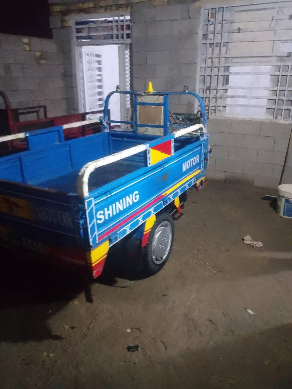 السلام عليكم شباب ستوته للبيع موديل 18 كفاله عامه شب الكهربائيات كلها شغاله مكينه مقفوله شاصي مقفول بدي مقفول العنوان نيسان العماره ***********
