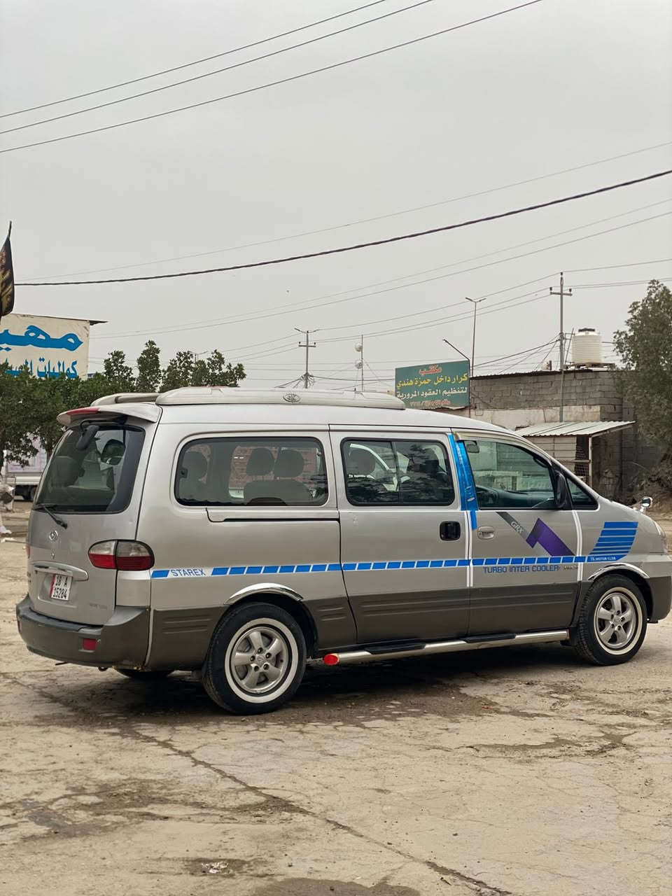 السلام عليكم ستاركس موديل 2007 اصل تكمه وسنويه رقم بابل إنكليزي شرط التحويل سنويه لغاية2028 مصفره هيئه ومرور 
مفتوح كير عادي مكينه وكير واكسل كفاله بشرط المكينه لاتنقيص ولاتبخيرر البدي كفاله من الحادث + رشات صبغ بسيطه 
الدواخل نضيفه بمعنى الكلمه دوشمه ارضيه وكشنات والتنته حداديتها منفوضه نفض ١٠٠٪؜
كهربائيات كلها شغاله سنتر لوك شغال  
تخم تايرات جديد ابو الخط 
السعر 80 وبيها مجال العنوان بابل الحله 
 ***********
***********
