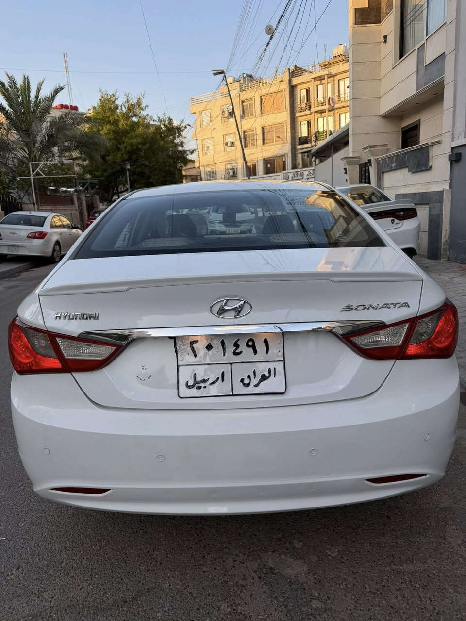 السلام عليكم 
هونداي سوناتا موديل 2011 خليجي مكينة 2400 دوش على وضع الشركة سيارة احلة من الصور مواصفات السيارة شاشة كاميرا حساسات خلفية تحكم ستيرن كير بالستيرن مري شفط + أشاير بالمري تبريد خلفي نظام ترحيب ثلاث أنظمة قيادة وبعد بية هواي مواصفات صدر امامي خلفي جديد تخم تاير جديد مكينة كير جدد على وضع الشركة باتري جديد تبريد تدفئة شغال كهربائيات كلة شغالة سيارة جديدة كل مصرف مابية جاهزة من كلشي بالعافية عل ياخذها سيارة بية صبغ قطع أبيع صبغ عام بدون دواخل مكفولة من الحادث رقم اربيل ثاني يوم تحويل مكان السيارة بغداد الاعظمية سعر 110 وبيه مجال رقم موبايل ***********
