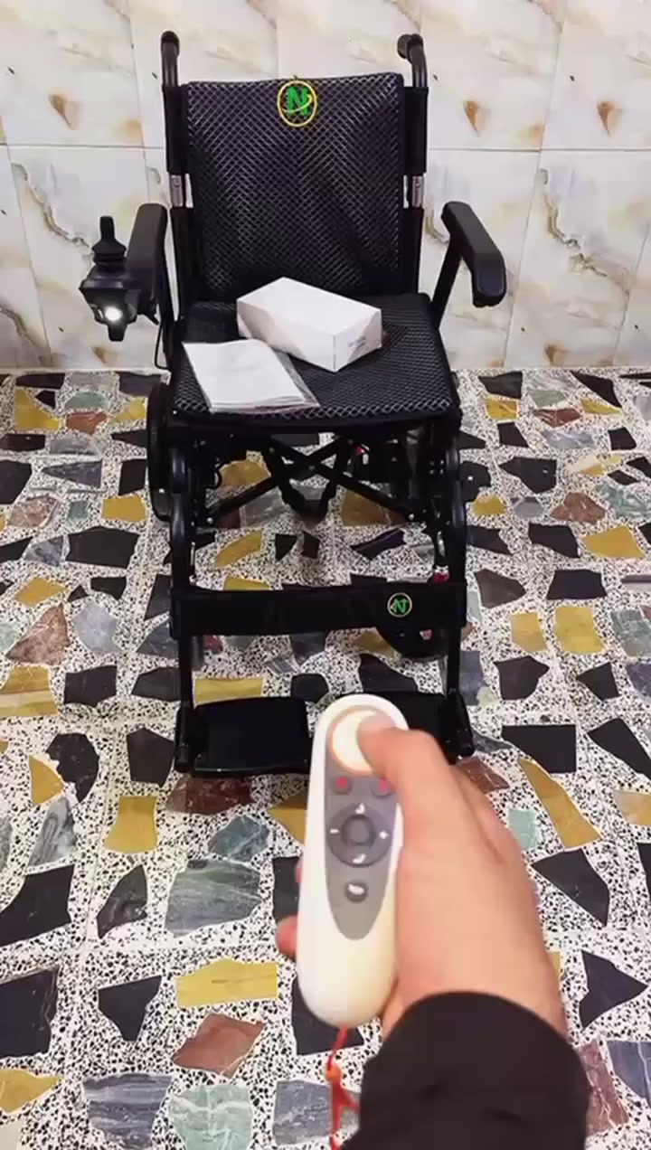 #وزن_18_كيلو      📢📢📢📢🧑‍🦼🧑‍🦼🧑‍🦼🧑‍🦼
السلآم عليكم كرسي كهربائي يطبك ويصير بالسيارة بدون متفتح  البطاريات انارة لايت خفيف الوزن بطاريات لثيوم مقبول في الطائرة ✈️✈️✈️ وزن الكرسي 18 كيلو تحكم عن بعد  المكان بغداد الإتصال على رقم الهاتف *********** واتساب ☎️☎️ ☎️
يوجد خدمة توصيل جميع المحافظات 🚒🛻🚛
#ارجو_الأعجاب_ومتابعة_البيج 🇮🇶🇮🇶🇮🇶🇮🇶🇮🇶🇮🇶🇮🇶 #حركة_الاكسبلور
