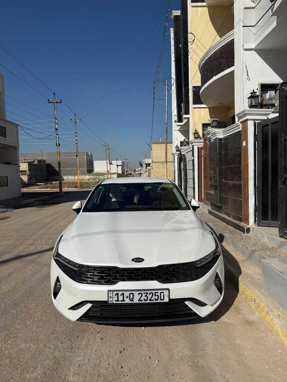 السلام موديل 2023 هايبرد السيارة فول ماعدا الفتحة ماشية 27 الف

كشنات جلد

تبريد قطعتين

سياقة ذاتية 

رادار توقف ذاتي

كامرة دوارة 

تدفئة كشنات

تبريد كشنات 

تدفىئة ستيرن 

بصمة 

تشغيل عن بعد 

كامرة تصوير فديو 

السيارة وارد كوري صبغ باب خافي كلير فقط بدون حادث 

السعر 195 بيع او مراوس 

سيارة جديدة بمعنى الكلمة 

*********** بغداد, العراق
