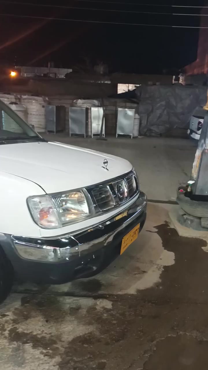 سڵاو نیسان 2001پاوەرە تەبرید نییە ئارمی هەولێرە ئارمەکەی پلاستیک نییە بەس بەشەرت ئارموو ئەوەلیات ئەی فرۆشین سەنەویشی لەگەڵە سەقفی بەشەرت پێیشی قرچیکی بچوکی هەیە شایەنی باس نییە گێرمەکینە ئەکسل بەشەرت سەیارەی هی مەعرەز نییە هی ماڵی خۆمانە بەشەرتی دارووبەرد شوین پێینجووین سعری 60یەک تۆز مەجالێکی برایانە مشتەری نیت تێل مەکە لەخزمەت هەموولایەکام ***********
