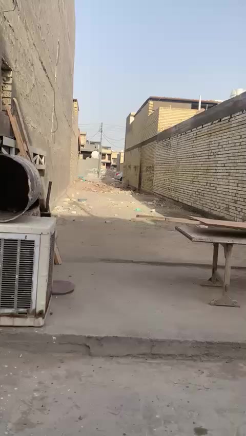 السلام عليكم
للبيع 100 متر بيهه رفت موقعهه بيت بنيه فرع 17 
مدخل الفرع عله جهة اليسار 
للستفسار على الرقم *********** 
ملاحضه بدون دلاليه
