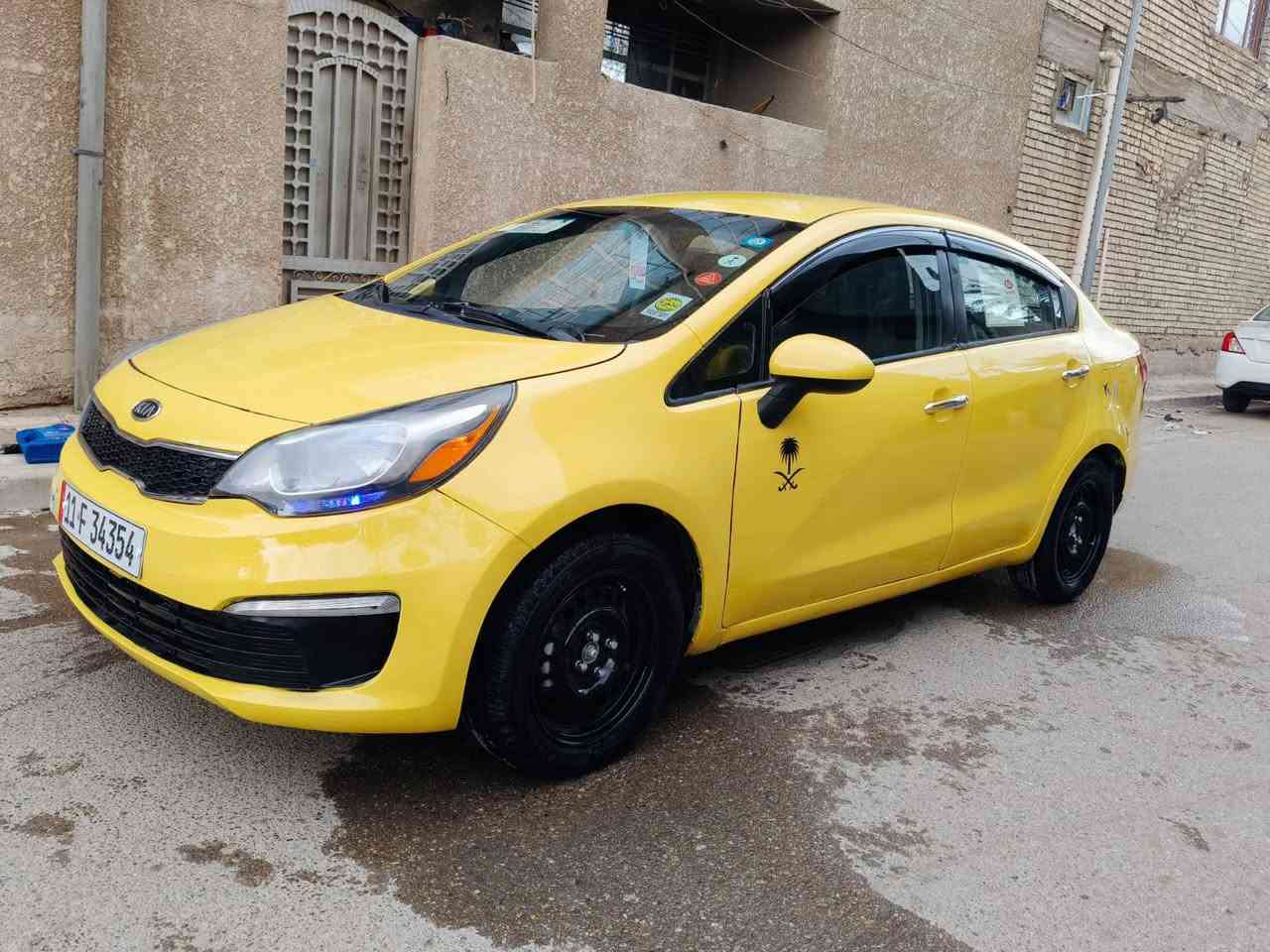كيا ريو 2015 وارد امريكي السعر 80 بها مجال حادثها دعاميه اماميه مكينه كير جده السياره جاهزه الى نقص ما بيها تخم تاير جديد حداديه جديده كهربائيات شغاله سياره باسمي رقم دولي بغداد السنويه 31 العنوان بغداد البلديات رقم الهاتف***********
