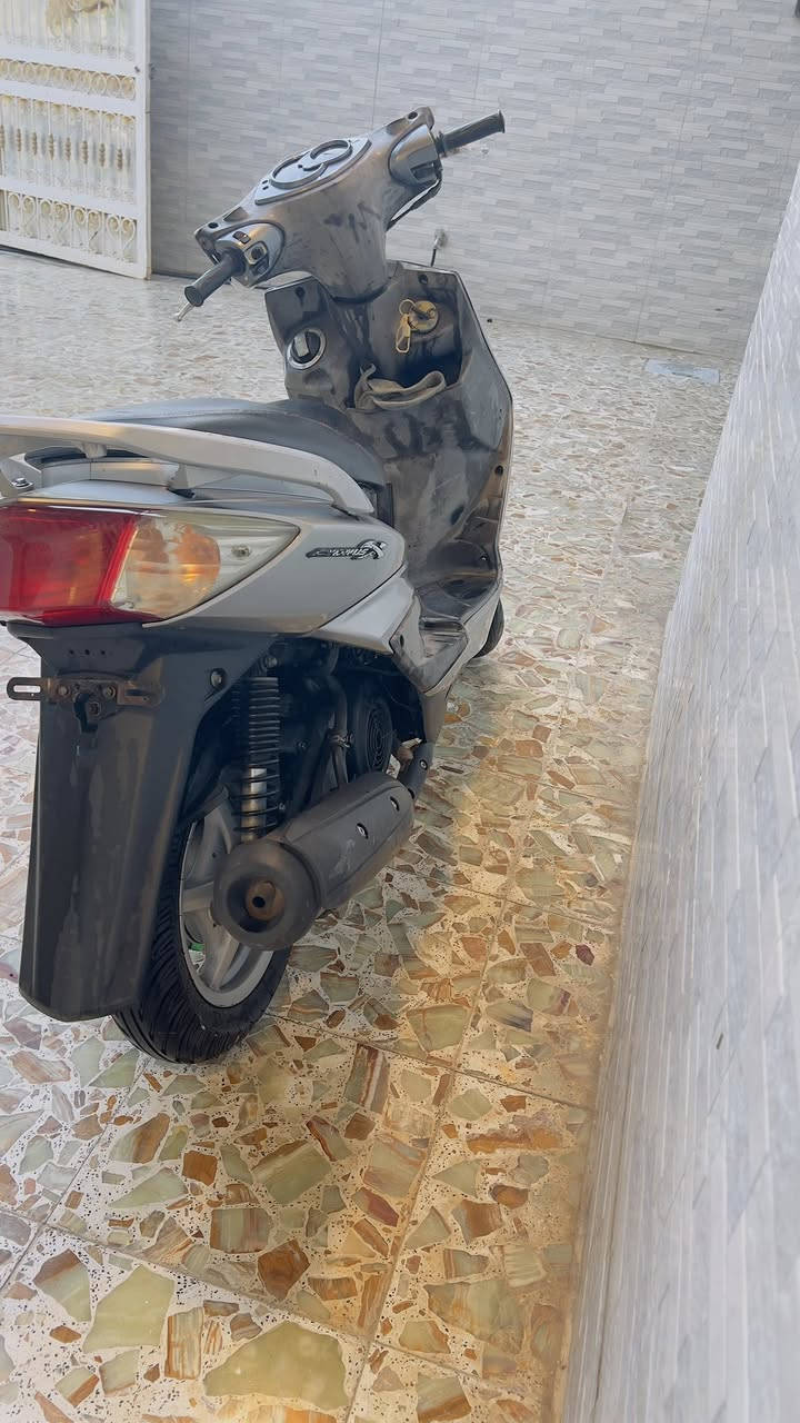 سلام عليكم يابه سكنس فحل ياباني قبق نفخ دراجه وكاله دراجه كفاله عامه من مكينه ذا مفتوحه وذا كفر تجاري دراجه قبل رمضان نازله رمبه  دراج مديل 2014  وودراجه برغي مامفتوح بيهه  بس دامه لكلجات ودشبول شغال دراجه اي نقص مابيهه السعر مليون وربع  الرقم *********** واتساب 🫀❤️
