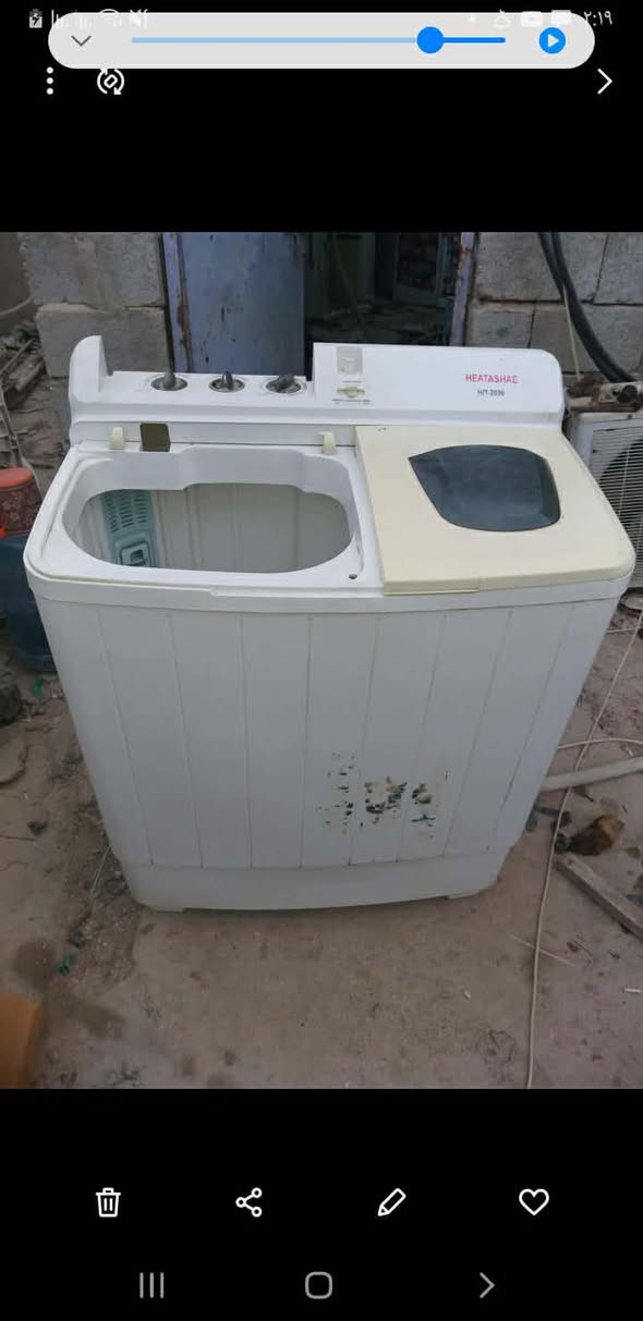 السلام عليكم 
غسالة وثلاجة للبيع شغالات وعلفحص سعر الغسالة50،سعر الثلاجة 150


**إذا كنت صاحب هذا الإعلان وتريد حذفه لأي سبب، رجاءا أرسل رسالة إلى الدعم الفني**