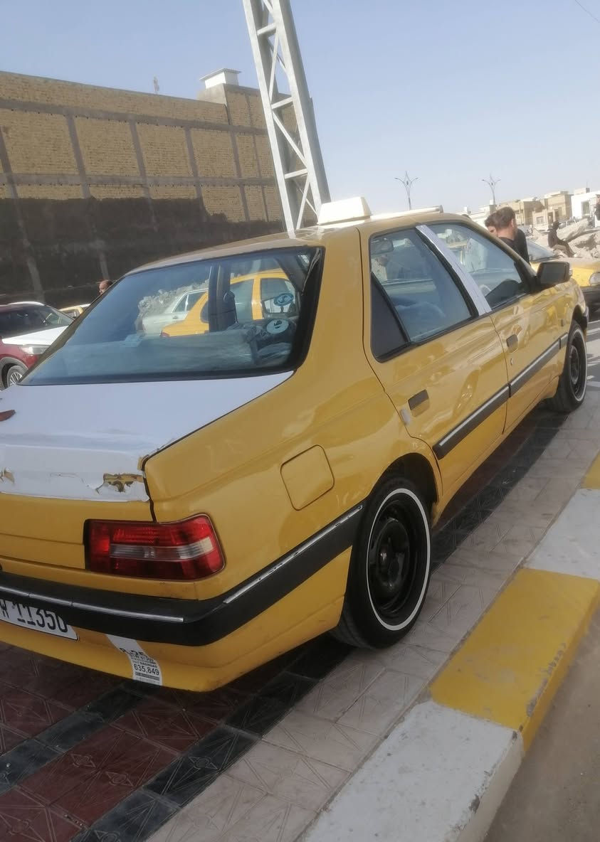 لسلام عليكم بيجو 405 بيها ضربة بلجاملغ الخلفي محور مكينة وكير كورلا مصفرة هيئة وغرامات رقمها انكليزي العنوان ناصريه للاستفسار الاتصال على الرقم ***********
