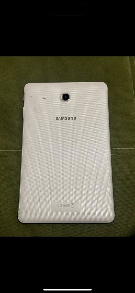 تاب E شغال مابي شي
ذاكره 16 G
ميوصله تحديثات ولايسجل حساب كوكل يعني يصور وهيج فقط 
الي يعرفله ويريده 
سعره ٢٠ الف مع التوصيل 
المكان الشهداء البياع 🏠
يوجد توصيل ٥ كل العراق ♥️


**إذا كنت صاحب هذا الإعلان وتريد حذفه لأي سبب، رجاءا أرسل رسالة إلى الدعم الفني**