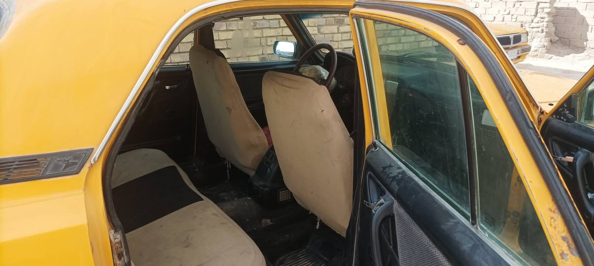 السلام عليكم فولكا للبيع محرك ونجي وكير خير من الله سنويه ماساقطه 
مكان سوق الشيوخ 
السعر 18 وبيه مجال قليل.. 
***********
