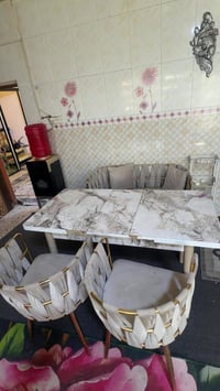 ميز طعام • ٣ كراسي • جهاز جري ٢٠٠كغ