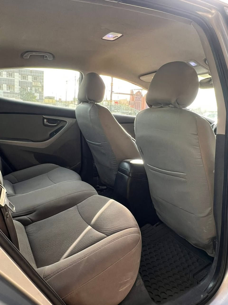 سلام عليكم
البيع النترا 2015 

حادث جاملغ وباب فقط بدون دواخل 

رقم بغداد دولي باسمي تحويل ثاني يوم 

مكينه 2000 دوش 

كير مكينه حداديه تخم تاير تبريد جاهزه الاخير 

السعر 112 وبيه مجال بسيط

مكاني بابل نادر الثانيه 

***********
