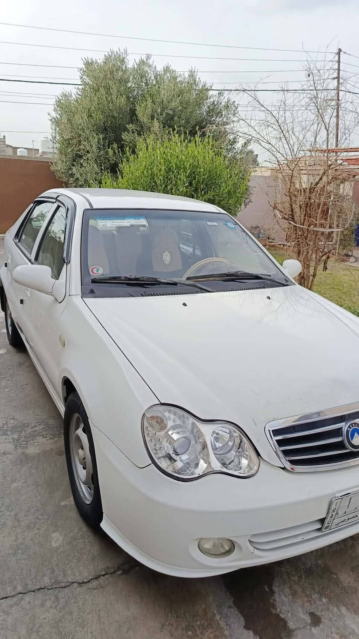 للبيع
سيارة سيكي ck
موديل 2013 كصة جديدة
رقم نينوى شرط التحويل
سيارة كاملة فول مواصفات ما ناقصها اي شي 
شاشة
جامات كهرب
تدفئة تبريد
شرط المحرك والگير
مكفولة من الصبغ فقط شبر بالجاملغ الخلفي مثل ما موضح بالصورة
السعر 55 وبي مجال
شراي تعال خاص وتدلل


**إذا كنت صاحب هذا الإعلان وتريد حذفه لأي سبب، رجاءا أرسل رسالة إلى الدعم الفني**