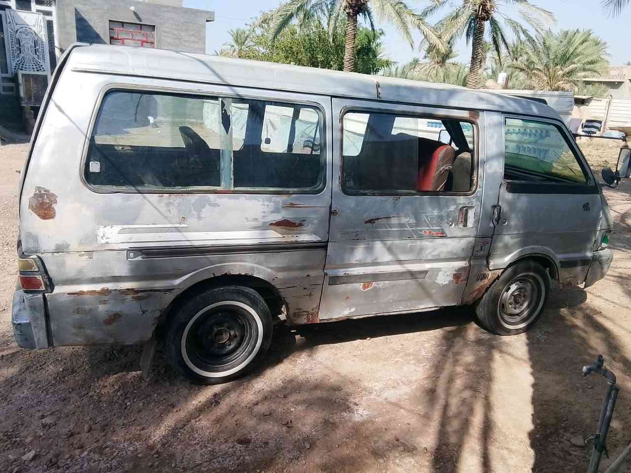 كيا بستا للبيع موديل 93 رقم بغداد محرك يبخر سنويه نافذه 
السعر (18)وبيه مجال رقم الهاتف ***********/***********.
