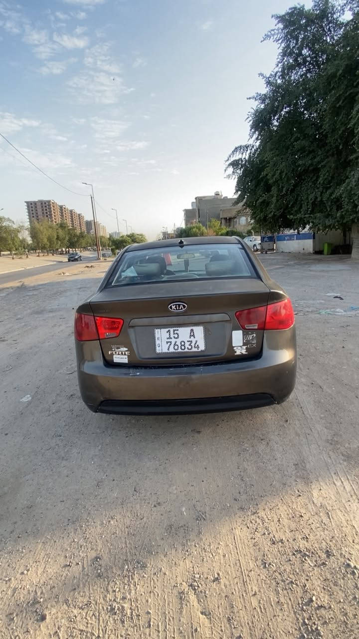 كيا فورتي للبيع موديل 2011 السيارة استعمال داخل المنطقة السيارة تحتاج فقط الى صبغ بسبب الشمس و بيها ملاحظات بسيطة
السعر خاص قيم و خابرني على هذا الرقم
حجي قاسم: ***********
