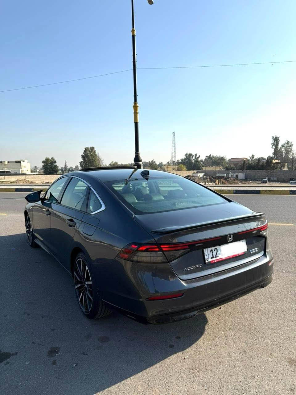 النوع : هوندا
الموديل : اكورد
مواصفات :  Touring Plus / مواصفات خاصة
سنة الصنع : 2023
المحرك : 4 سلندر / 2.0 / هايبرد
ناقل الحركة : اوتوماتيك
نوع الوقود : بنزين
الحالة : وارد امريكي / ( 1 ) قطعة صبغ
عداد الكيلو متر / مايل : 20,000 كيلو متر
السعر : 23,000$

لمزيد من المعلومات او للتواصل 
*********** - *********** أربيل, العراق
