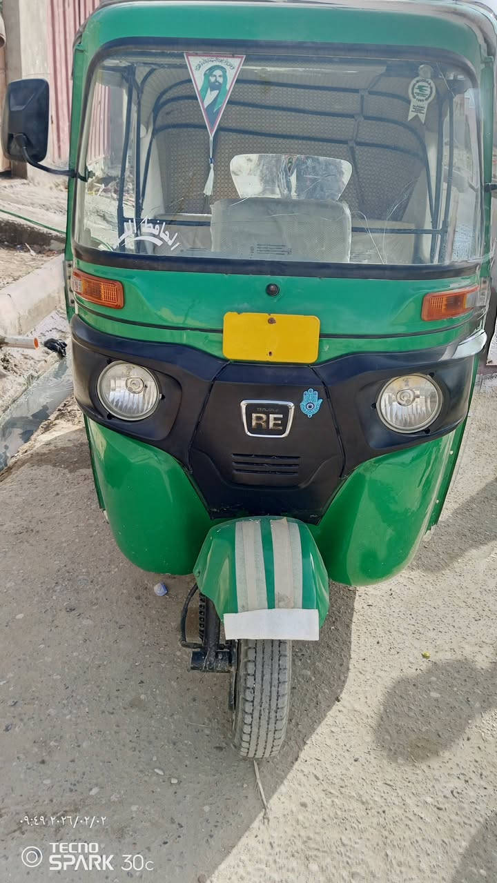 سلام عليكم تكتك البيع  ٢١ وطالعه بل ٢٢ تكتك نضيفه  مامفتوحه محرك  ولا صبغ ولا معجون تكتك نضيفه سعر 7 و700 وبيه مجال قليل رقم الهاتف ***********مكان رفاعي
