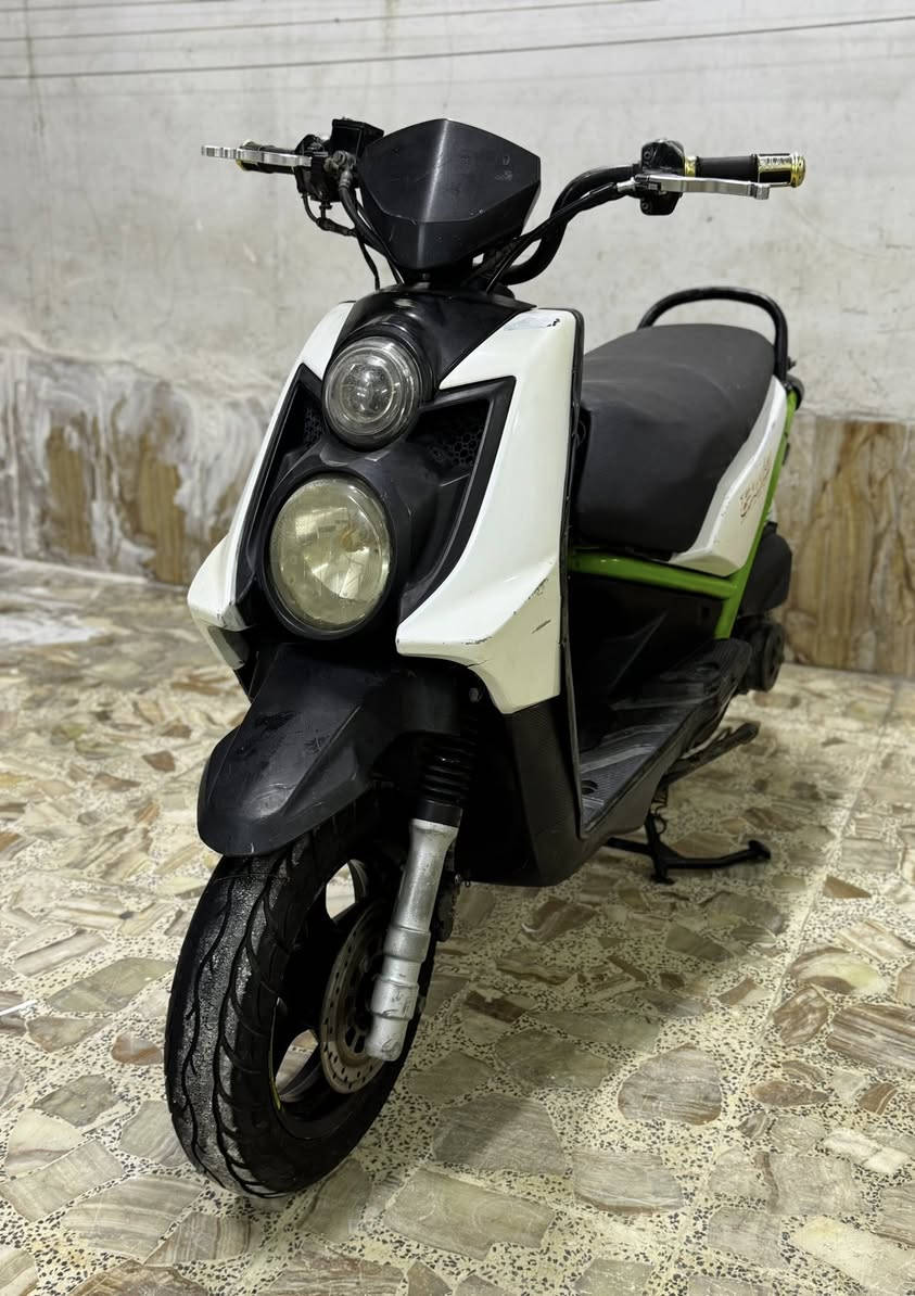 سلام عليكم سكنس جبلي دراجه فول شلعه معدل طياره كلجات رياضي ما تلزم الدراجه مكينه مكفوله كهربايات كلهه شغاله ابد ما بيهه نقص اوراق كامله دراجه نضيفه مال رمبه تايرات دبلات جدد سعر 850 بغداد المشتل ***********
