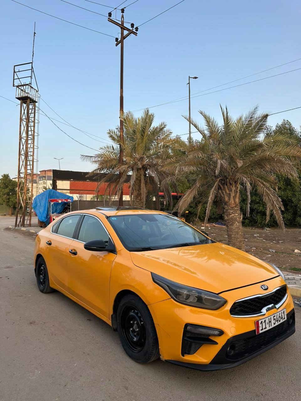 سلام عليكم فورتي ٢٠٢١ فول مواصفات بصمه فتحه قطعتين تبريد بعد هواي موصفات بيهه صور الحادث داخل المنشور مكينه ٢٠٠٠ دوش سياره جاهزه من كلشي مكينه كير ع بلاد السعر ١٣٣ رقمي ***********
