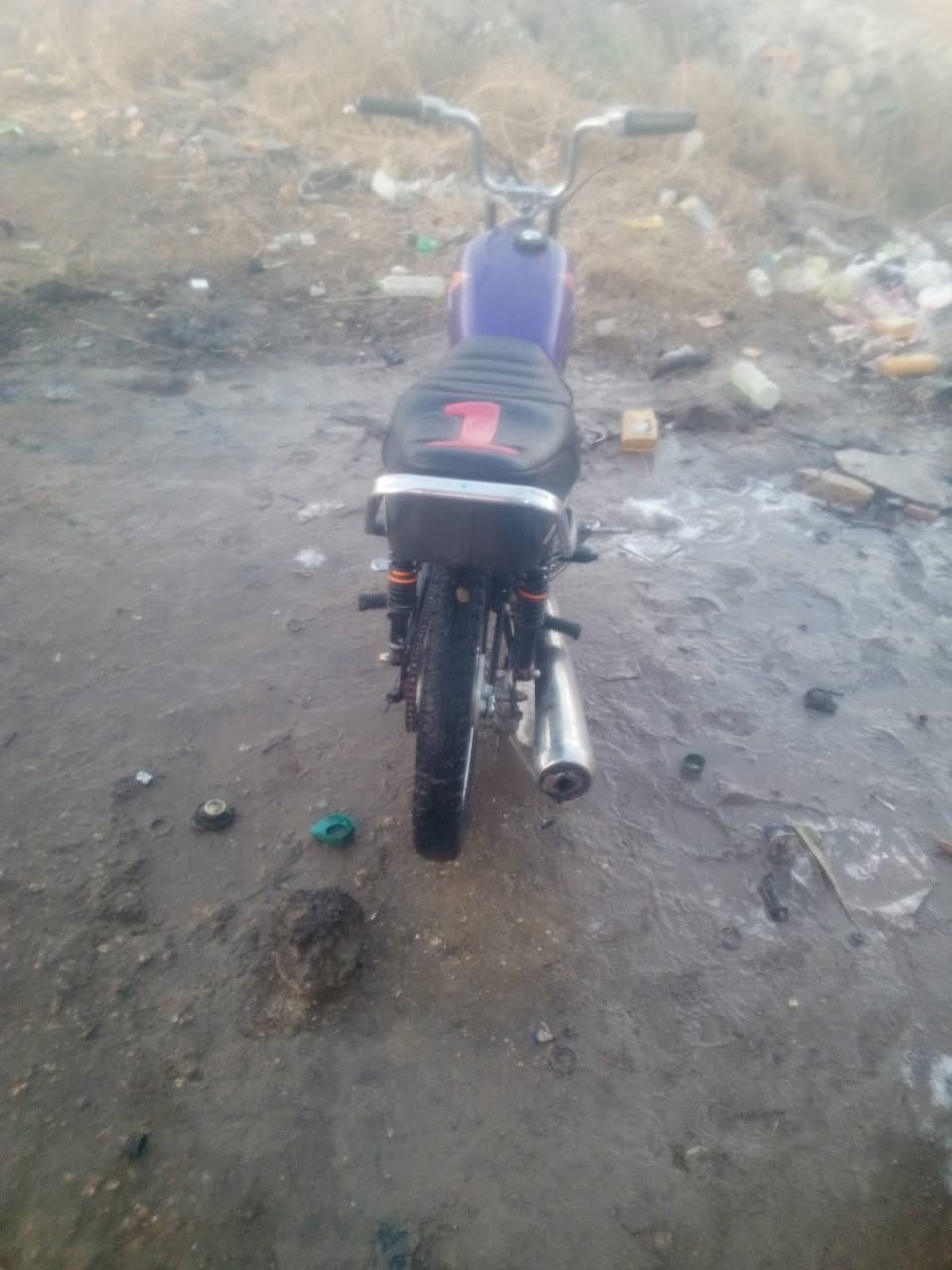 سلام عليكم دراجه لبيع تعمير 24مكينه سيجي نامه دراجه خير من الله شلعه ومعدل مكاني طوريج كربلاء وشراي بي خير ويدلل *********** سعر 425وبيه مجال
