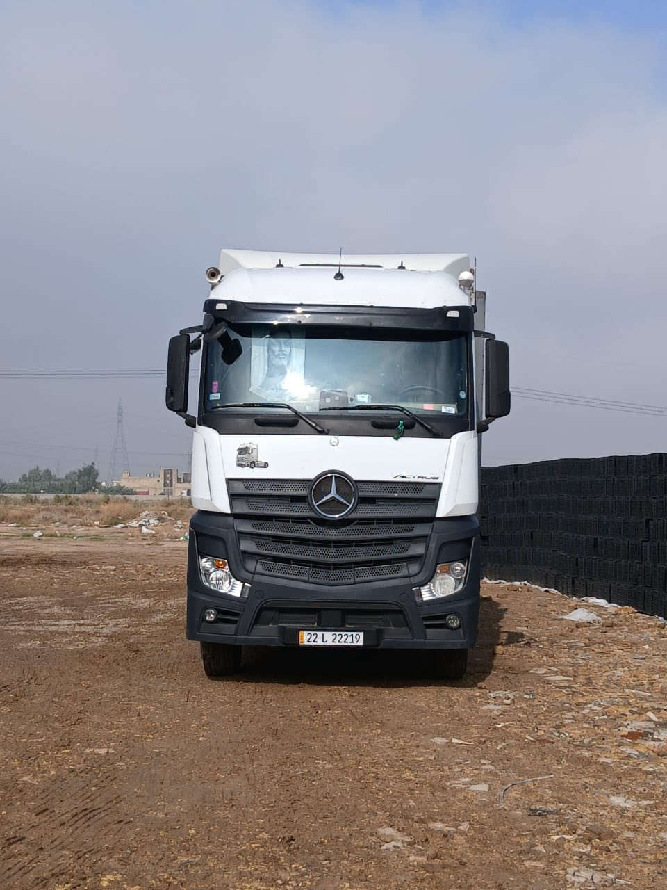 سلام عليكم اكتروز وحش مديل ١٧ رقم اربيل
ترقيم جديد سياره جديده جاهزه للعمل 
حجم ١٨٤٥ 
عنوان بغداد سيطرة الج 
***********
رجان مكلف بل نشر
