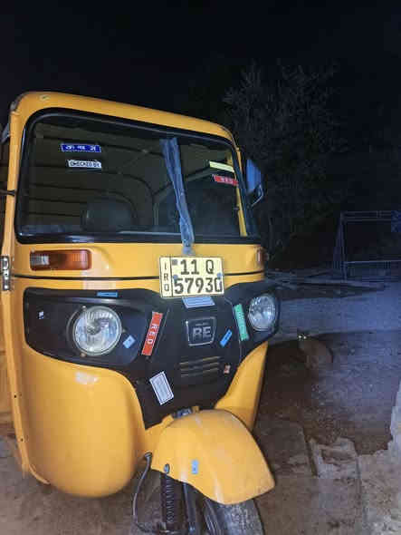 سلام عليكم تكتك البيع 21شهر ال 11 عنوان بغداد حي النصر رقمي ***********
