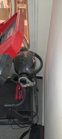جهاز جري بحاله ممتازه منوكة شكد مستخدمه تقريباً، وهل بي أي عطل أو صوت ...