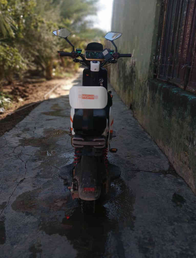 السلام عليكم  X900مديل ٢٠٢٥
2 بطاريات ☠️

4نمر

بلوتوث

نضام R 

رجوع للخلف

ستان موبايل

مرايات

شاحنه اصليه

بلباكيت

نشره ليلية 

لايت زنون

عالي ناصي

شاشه ديجيتال

سرعته140

اشاير 

دبل اشاره 

سله اماميه 

دبلات 

أمامي خلفي 

هواي مواصفات بيه بعد 

العنوان/ديالى +تقاطع ابو جسره

السعر750وبي مجال

 الشراي يتواصل ويا الرقم ***********
