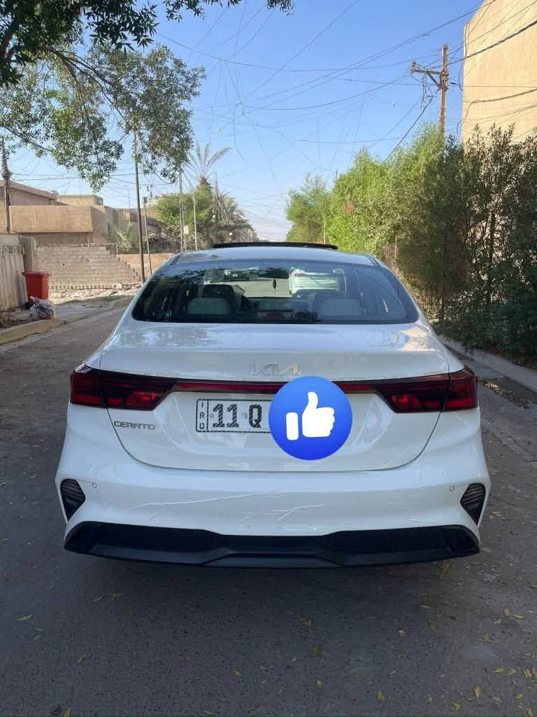 السلام عليكم
كيا سيراتو موديل 2024 خليجي 
السيارة مكفولة كفاله عامه رقم بغداد انكليزي بأسمي مداور ثاني 
محرك 2000 دوش 
ماشية 55    الف حقيقي شرط بعدهي بحاله الوكاله 
مواصفات
1- فتحة سلايت 
2- اشاير بل مري 
3- ويل كب اصلي 
4- تبريد قطعتين 
5- شادلهة شاشة اصلية ابل كاربلي
6- وشادلهة منضومة زنون اصلية 
7- بيهة سويجات عدد 2 مال الشركة
8- حساس خلفي 
9- لدات امامية + بروجكترات امامية 
داخل السيارة لونين اسود  وبيجي 
السبير و العدة مالتهة بعدهن بحالة الوكالة مانازلات
الشراي يتصل ***********  مكاني الرميثه
