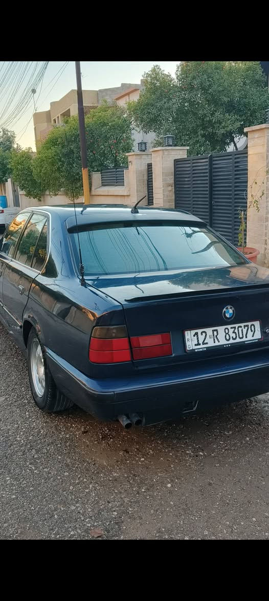 السلام عليكم BMW E34 موديل 91 525 محرك كبس كير عادي محرك وكير نضاف كوبون بانزين بيها سنويه لل 2030 تنتهي جامات كهرب سيارة وارد اوربي يعني بدون تبريد سيارة نظيفة الداخل ينرادلو ترتيبات بسيطة السعر 44 قفل قفل اقل ما ابيع للأستفسار ***********
