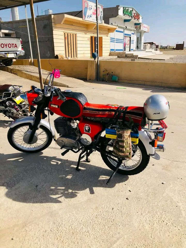 دراجه امزت موديل 81كصه 3 شرط جاهزه معايزها شي معمر ع شاصي بيها وكاله عامه وراعيه الاصلي ماندله عندي وكاله عامه السعر 1300وبيها مجال .مكاني نينوى الموصل ***********
