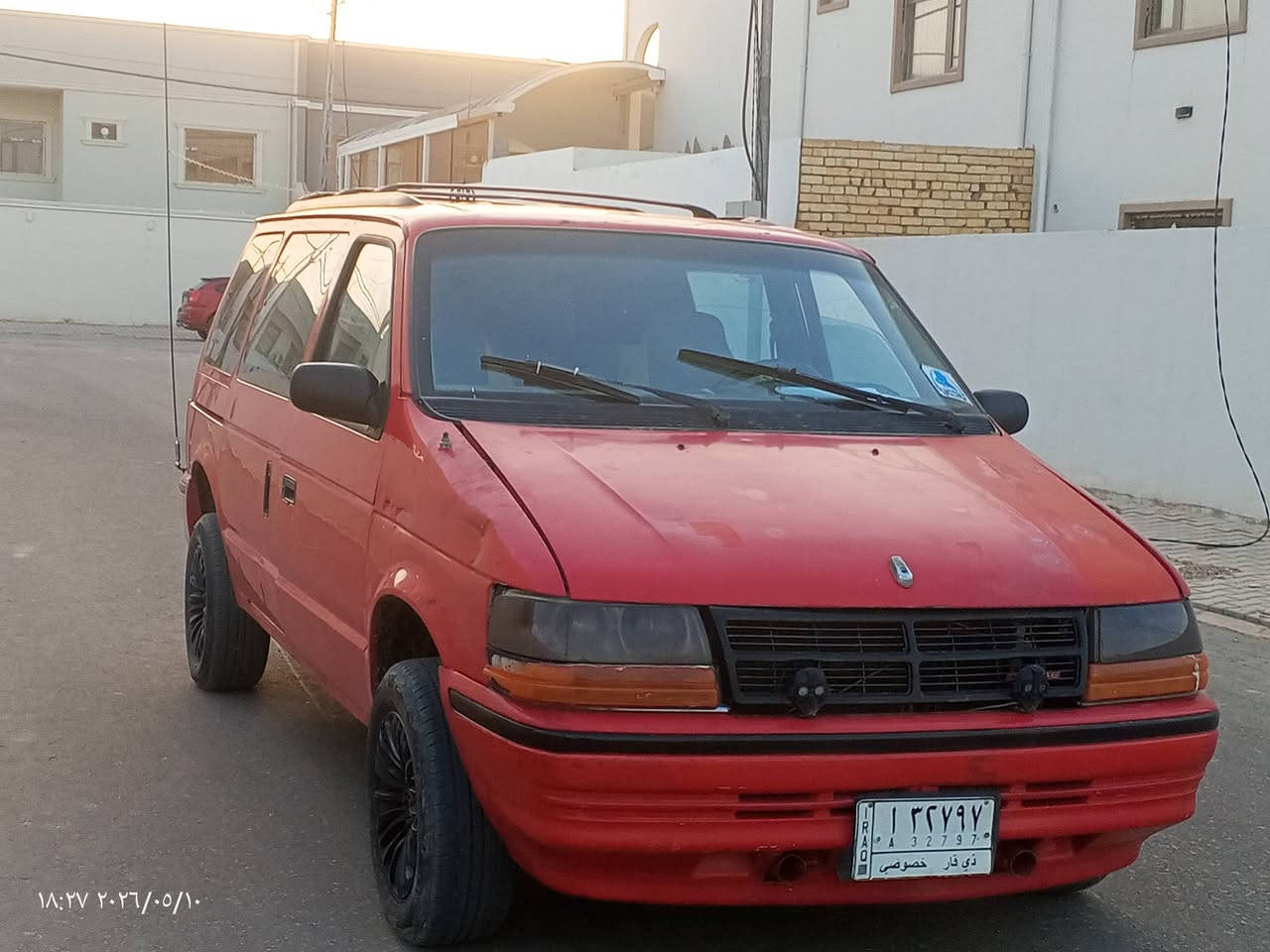 اقساط اقساط أو مراوس بأحدث وانطي فرق 
دوج كرفان رقم ذي قار سنويه مجدده راعيه بالنجف ومكان سياره نجف سياره مكينه ياباني حداديته حلوه بيه نواقص بسيطه للاستفسار *********** واتساب
